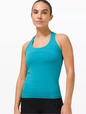 Lululemon Swiftly Tech Tank 2.0 in Ripple Wave